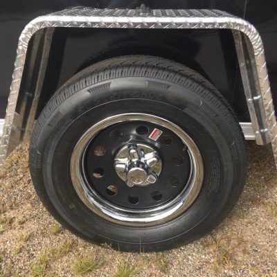 Impact Trailers | Blog Post | Featured Image | black-mod-wheels-chrome-beauty-rings-center-cap