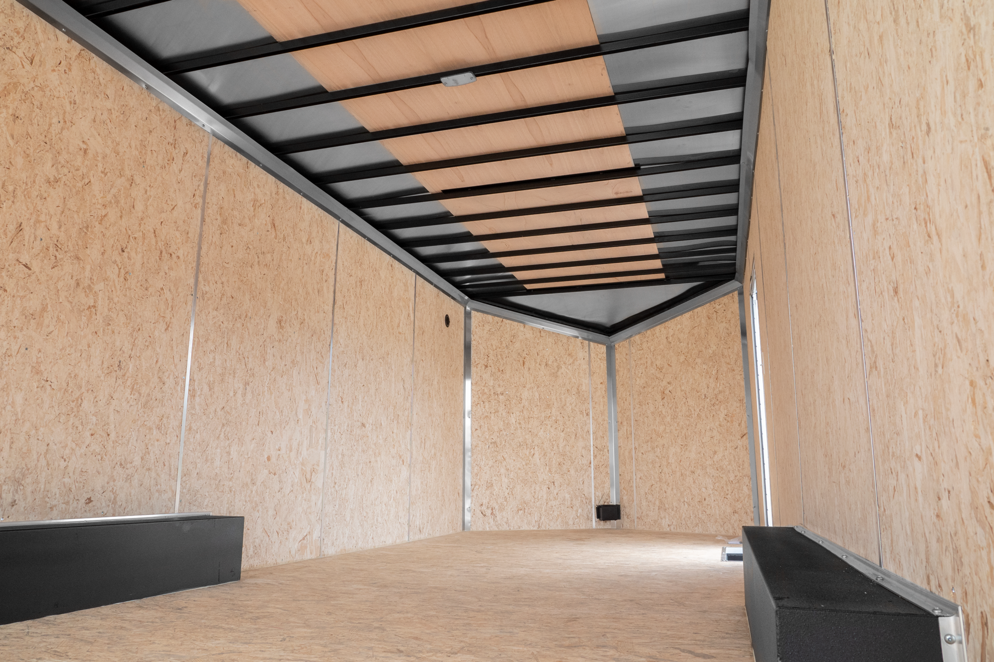 Impact Tremor V Nose Car Hauler Trailer Interior
